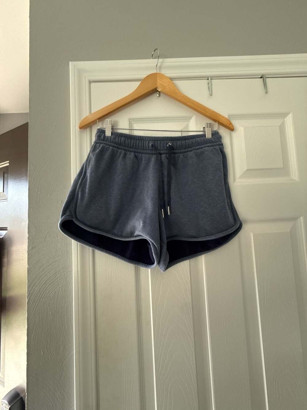 TravisMathew Terry Sweatshorts Size M Blue Fleece Lounge Shorts